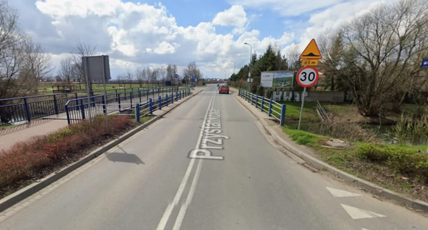Zamkną ważną drogę i most na Ślęzie. Radny wspomniał o wizycie w urzędzie „z siekierami”
