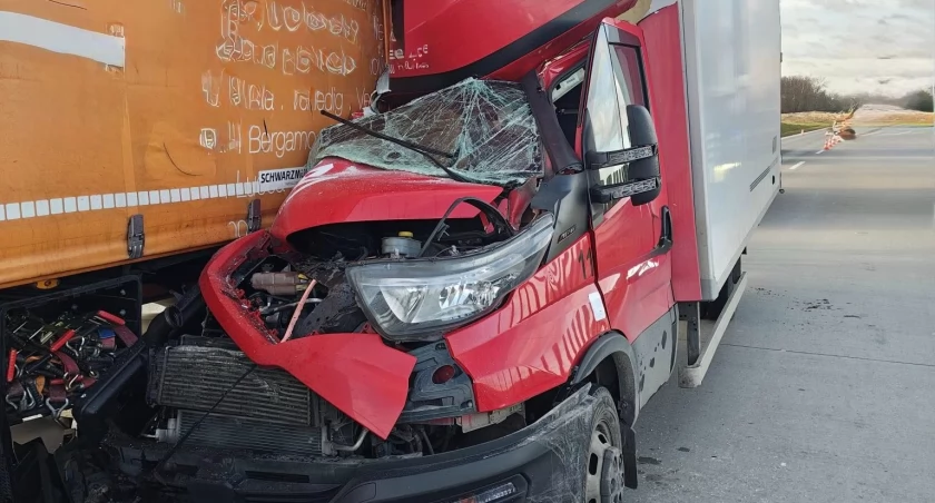 Potworny wypadek na autostradzie A4. To cud, że kierowcy nic się nie stało!