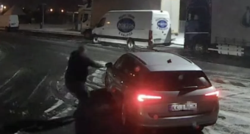 Napad i walka ze złodziejami na S8 pod Wrocławiem. Zobacz nagranie! 