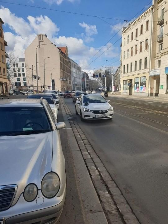 Pojazd skanujący na ulicach Wrocławia. Będzie automatycznie generował kary dla kierowców