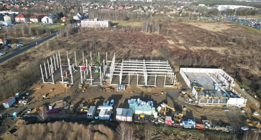 Tak rośnie nowe centrum handlowe we Wrocławiu. Mamy zdjęcia z budowy!
