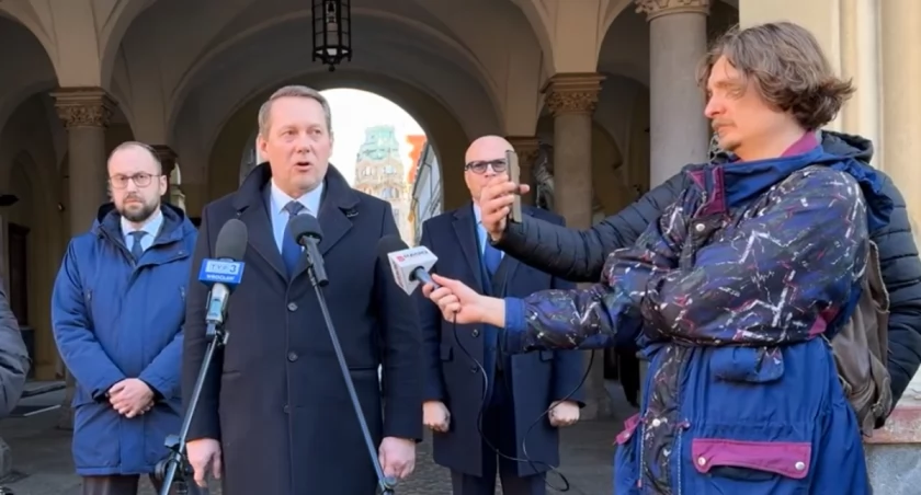 Wrocław zerwał negocjacje w sprawie sprzedaży Śląska Wrocław. 