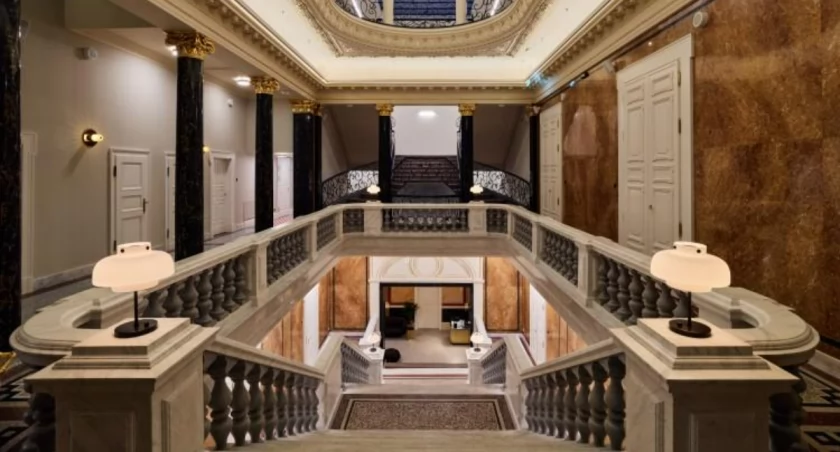 Tu jest jakby luksusowo. Dawny żydowski pałac to dziś najbardziej elegancki hotel we Wrocławiu