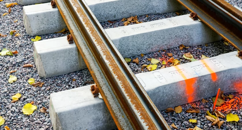 Przez kilka dni tramwaje tędy nie pojadą. Spore utrudnienia przez pękniętą szynę