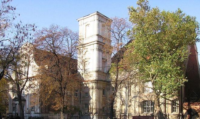 Urszulanki wybrały firmę, która odbuduje hełm na wieży kościoła św. Jadwigi