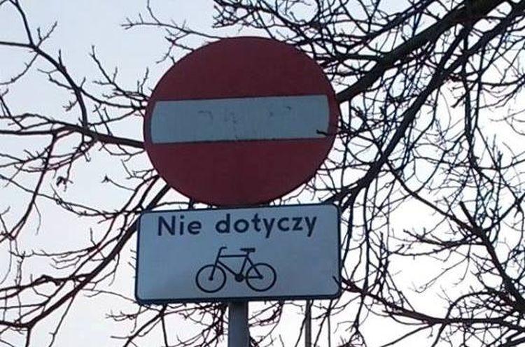 Kontraruch rowerowy wprowadzony na kolejnych ulicach [LISTA]