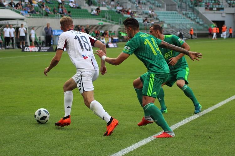 Przeciętny mecz i bezbramkowy remis Śląska z Pogonią Szczecin [WIDEO]