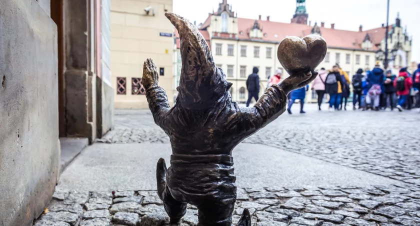 Chińczycy pokochali Wrocław. A najbardziej krasnale