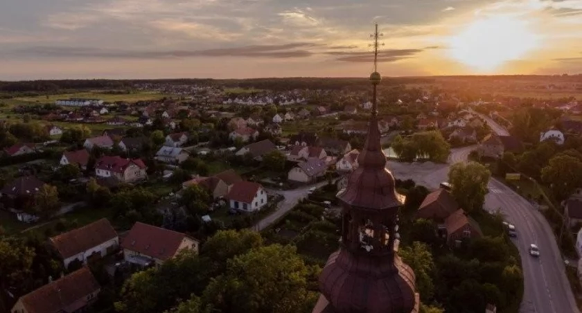 Gdzie najchętniej uciekają Wrocławianie? Tu z miasta przeprowadziło się najwięcej ludzi