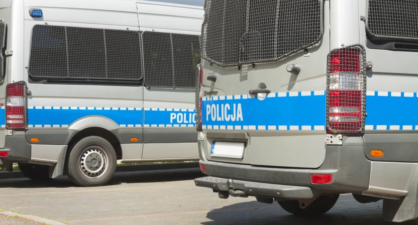 Policjant zatrzymany po zgłoszeniu koleżanki z komendy. Chodzi o molestowanie