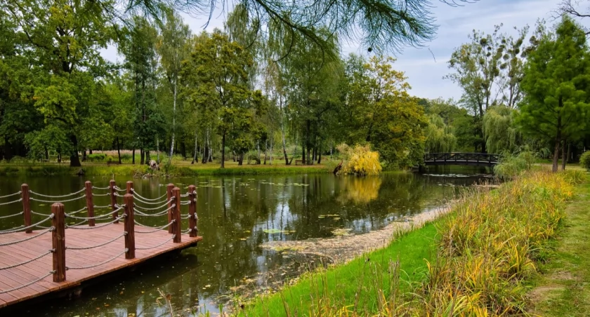 Dolny Śląsk: Park pałacowy, kajaki i ruiny za darmo. Wypad z Wrocławia na jeden dzień