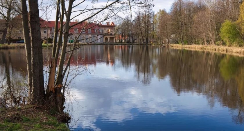 Dolny Śląsk: pałac jak z Wersalu, 21 hektarów parku i zero tłumów. A wszystko to godzinę z Wrocławia!