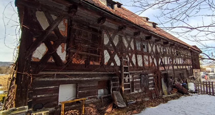 Wyjątkowa karczma na skraju katastrofy. Rusza akcja ratunkowa