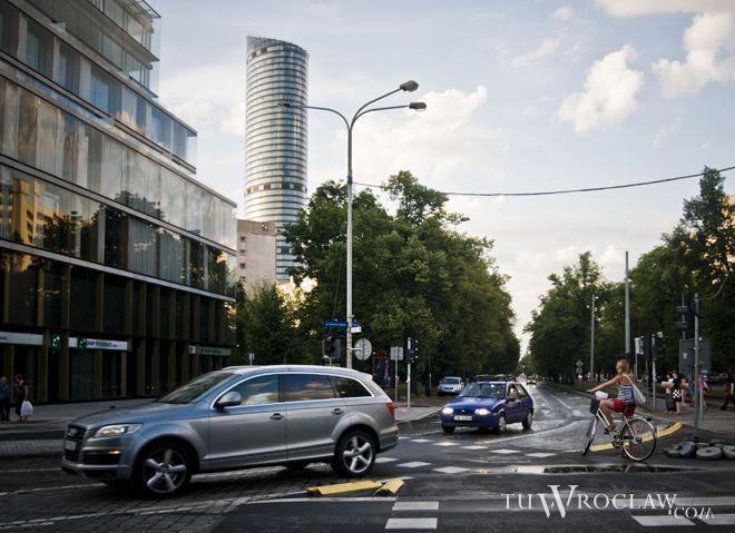 Stolica Dolnego Śląska, mimo wakacji, wciąż jest najwolniejszym miastem w kraju