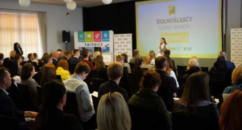 11 spotkań, które łączą liderów, wiedzę i praktykę