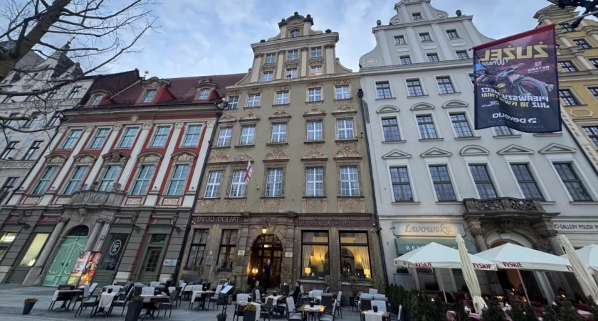 Niewidzialny krasnal, tajemniczy klub i iluzoryczne okno. Ile z tych miejsc udało ci się już odkryć?