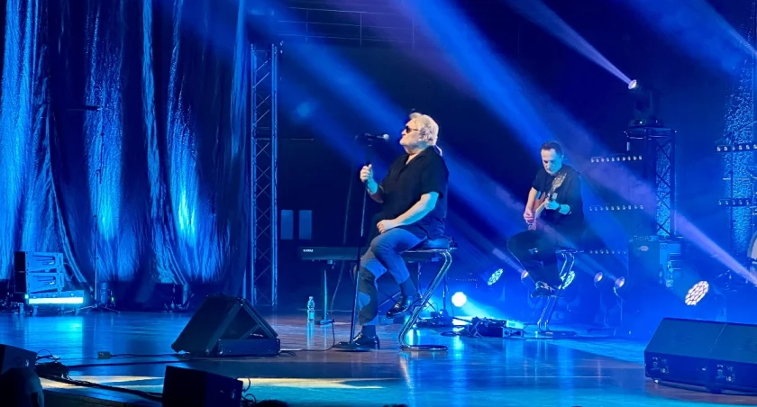 Krzysztof Cugowski w Narodowym Forum Muzyki! Ten głos nie ma sobie równych!