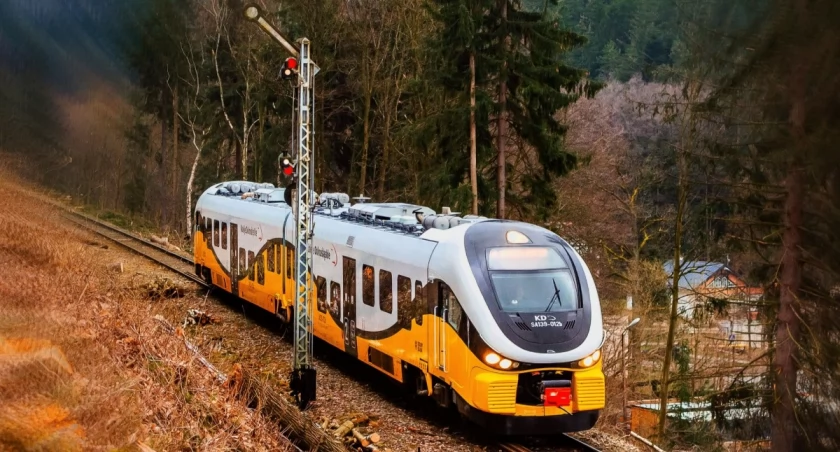Pociągi są remedium na korki w mieście, dlatego KD uruchamia kolejne połączenia