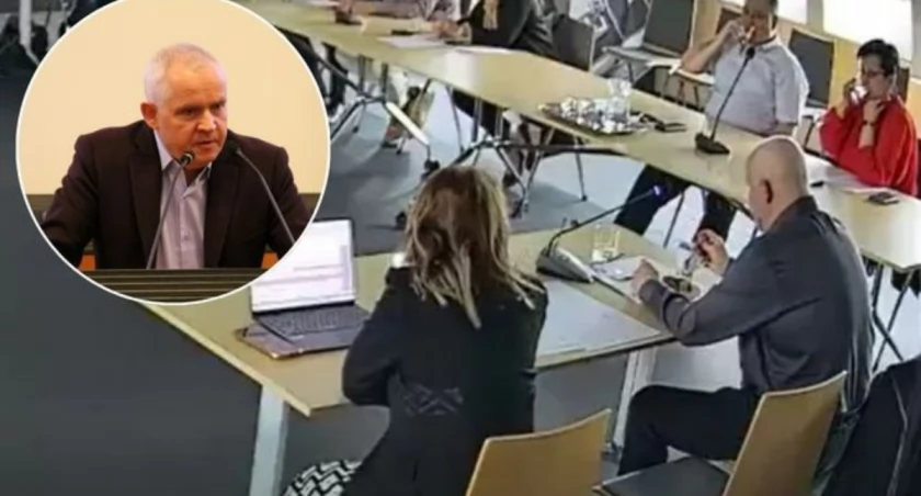 Przerwali sesję rady miejskiej, aby dyrektor mógł w spokoju dokończyć śniadanie