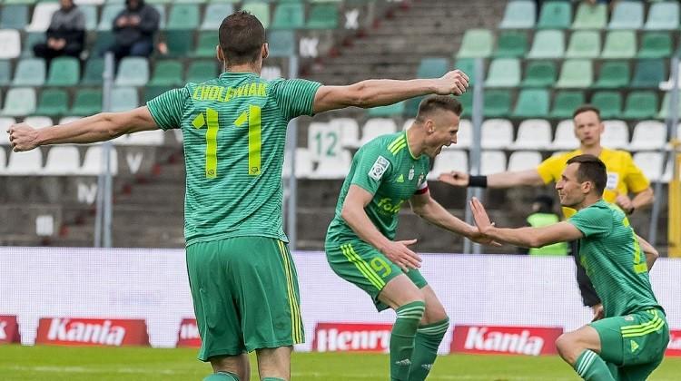 Śląsk pokonuje Wisłę i wydostaje się ze strefy spadkowej! [RELACJA]