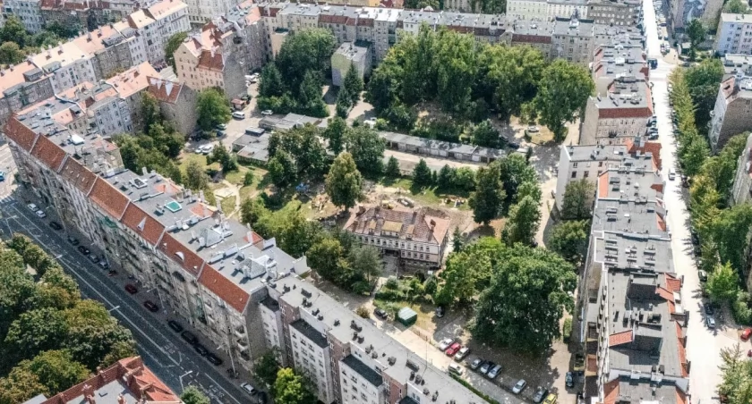 To ogromne „podwórko” będą remontować prawie 2 lata. Efekt ma być piorunujący