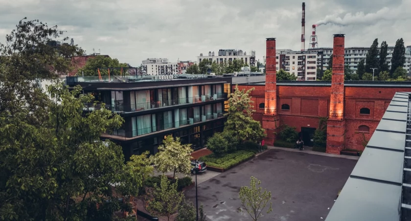 Tak się zmieniła piekarnia garnizonowa. Dziś to tętniące życiem centrum kultury