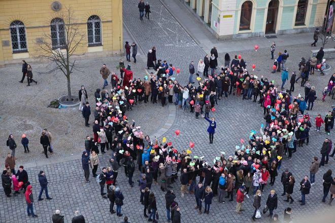 Ogromne serce z wrocławian pojawiło się na Rynku