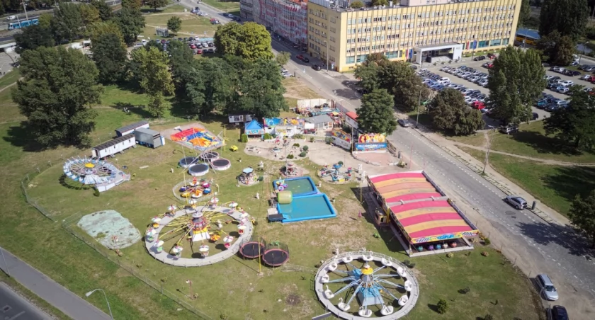 Zniknął lunapark, zniknie estakada. Na razie nic tam nie powstanie 