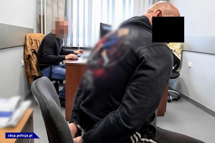 Sviatoslav D., herszt gangu, i jego kompani usłyszeli zarzuty