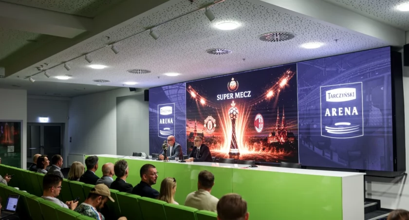 Giganci zagrają we Wrocławiu. Trzeba wydać krocie za sparing Manchesteru z Milanem 