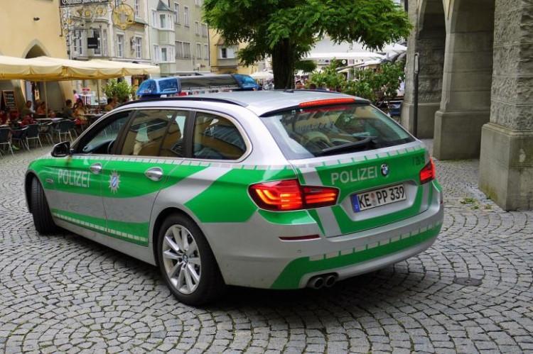 Jest prawomocny wyrok dla niemieckiego policjanta, który umówił się w hotelu z 13-latką