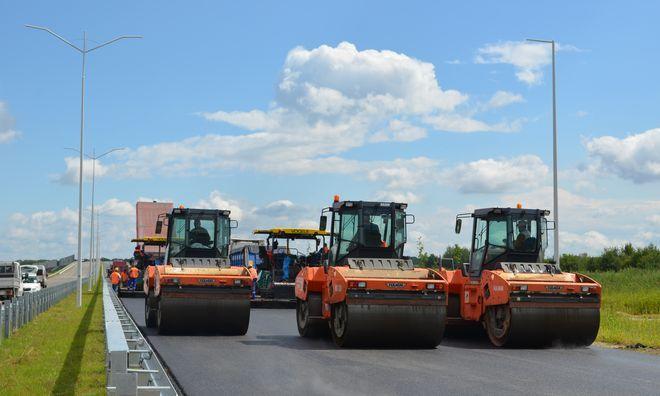 Drogowcy połączyli budowaną drogę S8 z AOW. Pod koniec roku będzie przejezdna