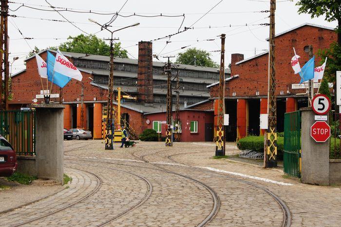 Odwiedź wrocławską zajezdnię i zwiedź zabytkowy obiekt z przewodnikiem