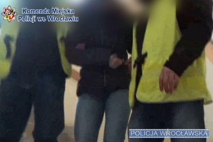 Przez 10 lat ukrywała się przed policją. Zatrzymano ją za milionowe oszustwa