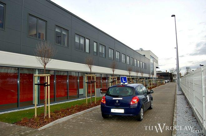 Zmienią się samochody na egzaminach na prawo jazdy. Nowe toyoty zamiast wysłużonych renault