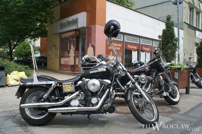 200 motocyklistów na harleyach przejedzie przez Wrocław. Miasto ostrzega przed utrudnieniami