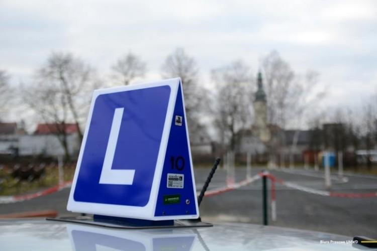 Podał się za brata i zdał za niego prawo jazdy. Obaj zostaną ukarani