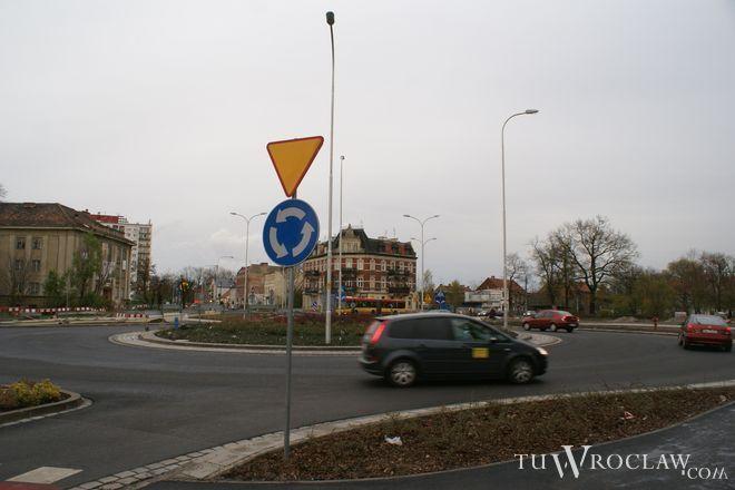 Od soboty zamykają jedną z ulic Wrocławia. Przez budowę łącznika do ronda