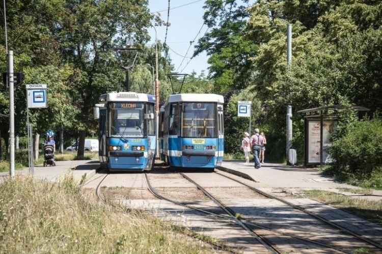 Kłopoty pasażerów wrocławskiego MPK. Nie ma wyjazdu z Kleciny