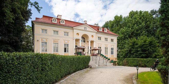 Na weekendową wycieczkę – pałac w Samotworze pod Wrocławiem