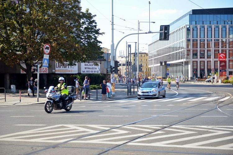 Prawie 200 rowerzystów wzięło udział we wtorkowym przejeździe przez Wrocław [ZDJĘCIA]