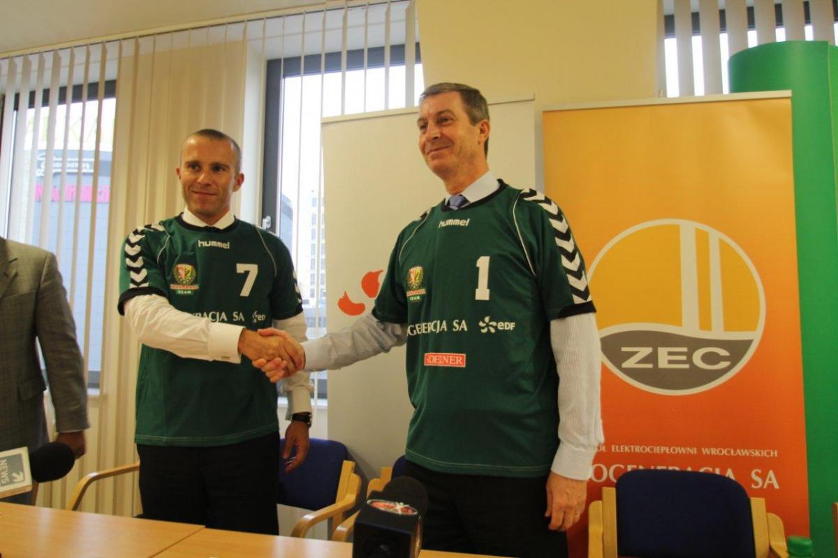 Piłkarze ręczni rozpoczynają walkę o superligę!