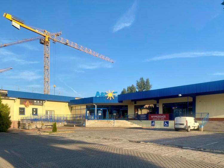 Wrocław: Sklep Askot przy Braniborskiej do wyburzenia. Powstaną tam mieszkania
