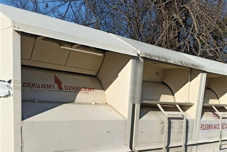 Chcieli ukraść odzież z kontenerów, a jeden z nich próbował przekupić policjantów