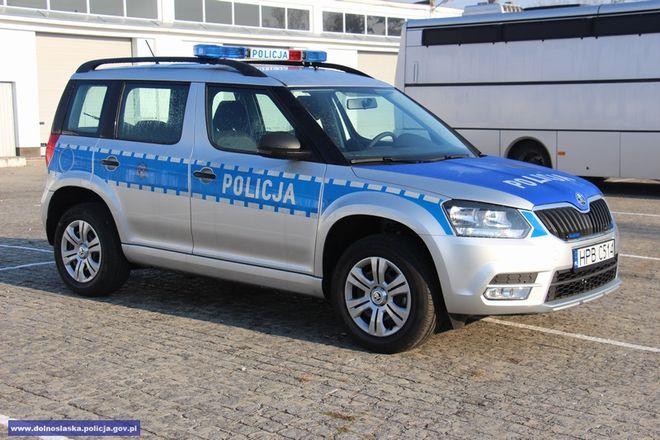 Policjanci wyjeżdżają na dolnośląskie drogi w nowych radiowozach
