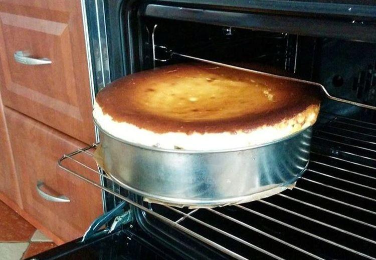 W Akademii Sztuk Pięknych trwa konkurs na... najlepszy sernik akademicki