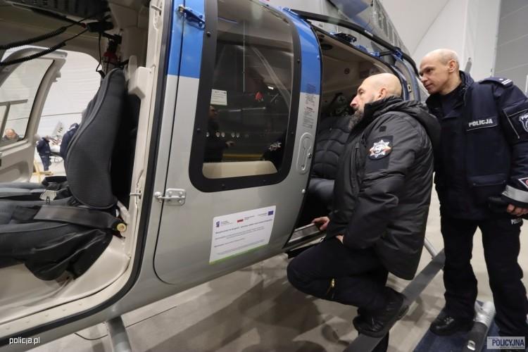 Wrocław: Policja ma nowy śmigłowiec. Drżyjcie piraci drogowi, będziecie nagrani!