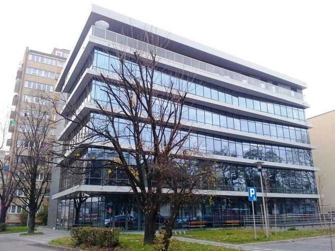 Kolejna firma wprowadza się do Sky Tower. A jeszcze inna na Legnicką