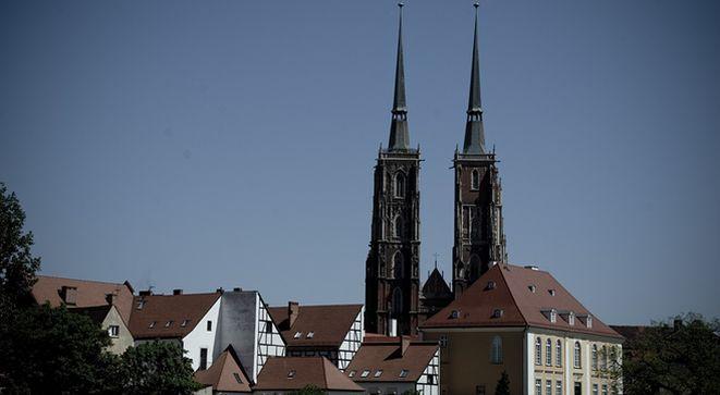 Telefony komórkowe przewodnikami po Wrocławiu