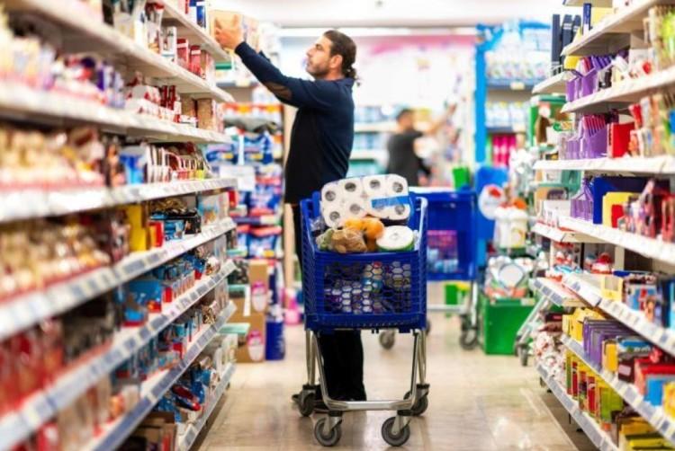 W tych sklepach kupisz produkty na wielkanocne potrawy najtaniej [KOSZYK CENOWY]